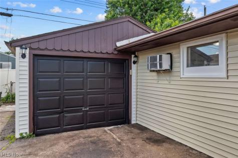 4410 Andover Avenue Lorain OH 44055