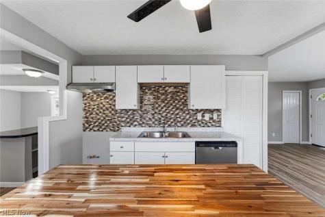 4410 Andover Avenue Lorain OH 44055