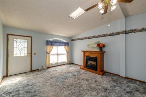 12 Jessica Lane Olmsted Twp OH 44138