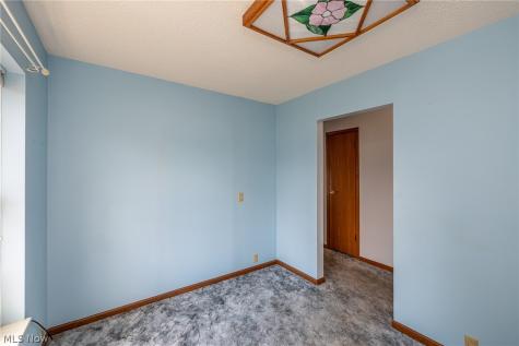 12 Jessica Lane Olmsted Twp OH 44138