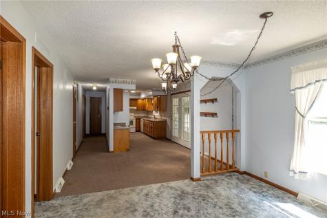 12 Jessica Lane Olmsted Twp OH 44138