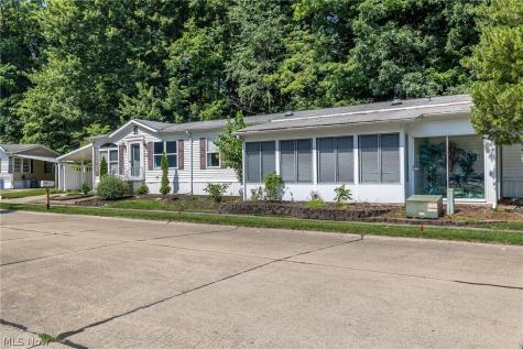 12 Jessica Lane Olmsted Twp OH 44138