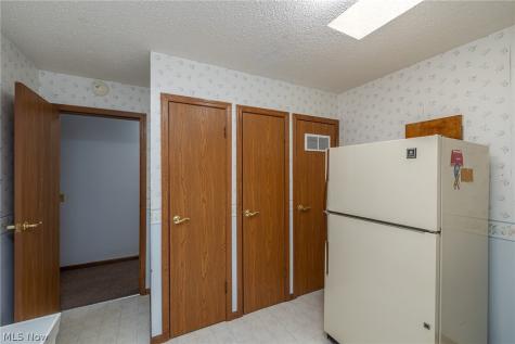 12 Jessica Lane Olmsted Twp OH 44138