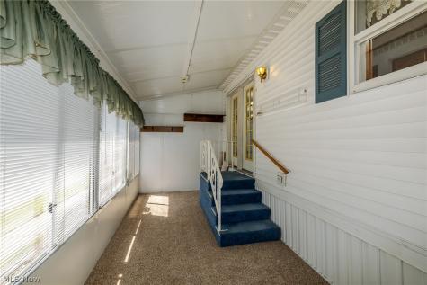 12 Jessica Lane Olmsted Twp OH 44138