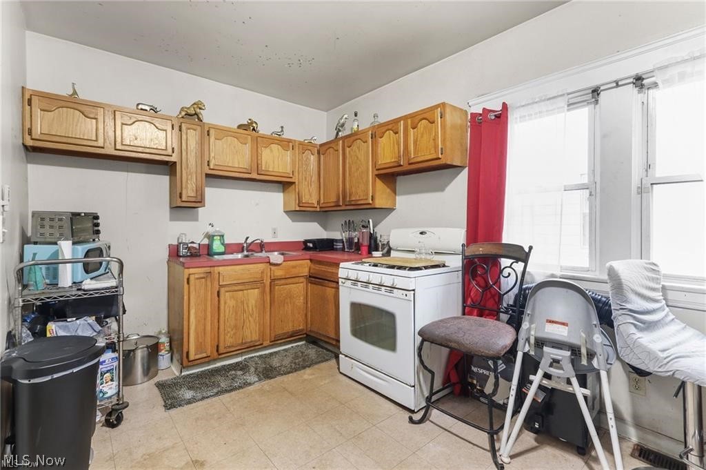 2819 E 118th Street Cleveland OH 44120