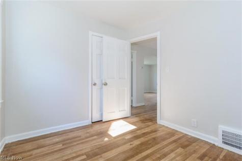 20514 Mountville Drive Maple Heights OH 44137