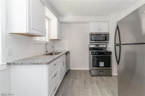 20514 Mountville Drive Maple Heights OH 44137
