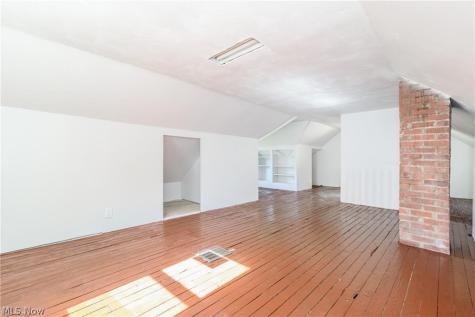 20514 Mountville Drive Maple Heights OH 44137