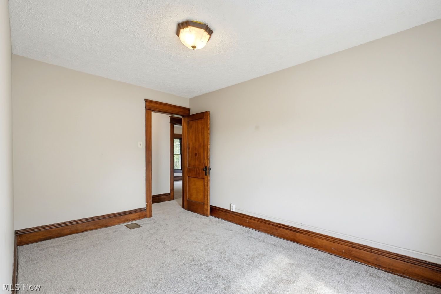 621 S Haines Avenue Alliance OH 44601