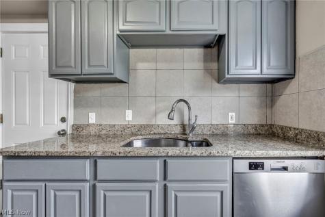 3934 Warrendale Road South Euclid OH 44118