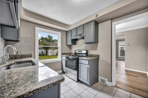 3934 Warrendale Road South Euclid OH 44118