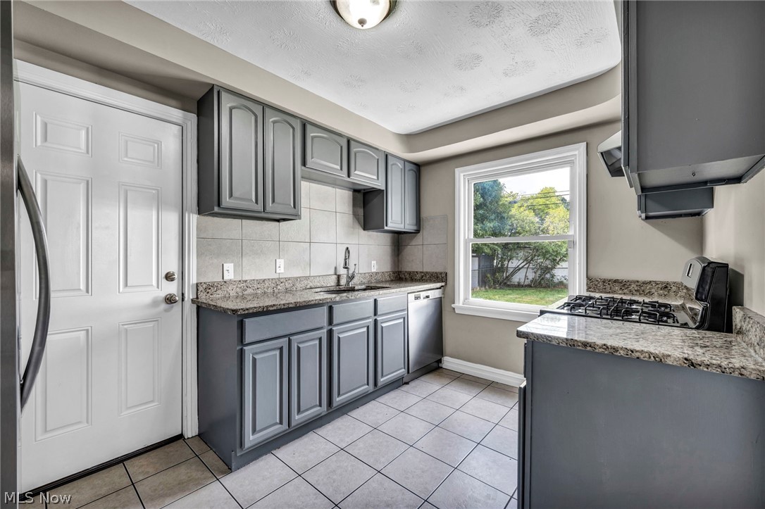 3934 Warrendale Road South Euclid OH 44118