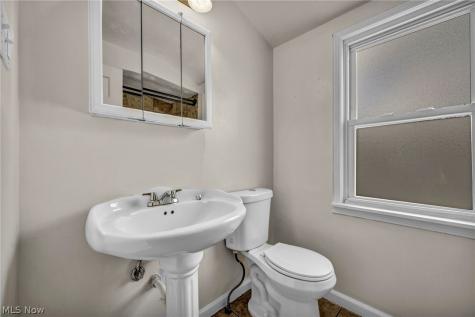 3934 Warrendale Road South Euclid OH 44118