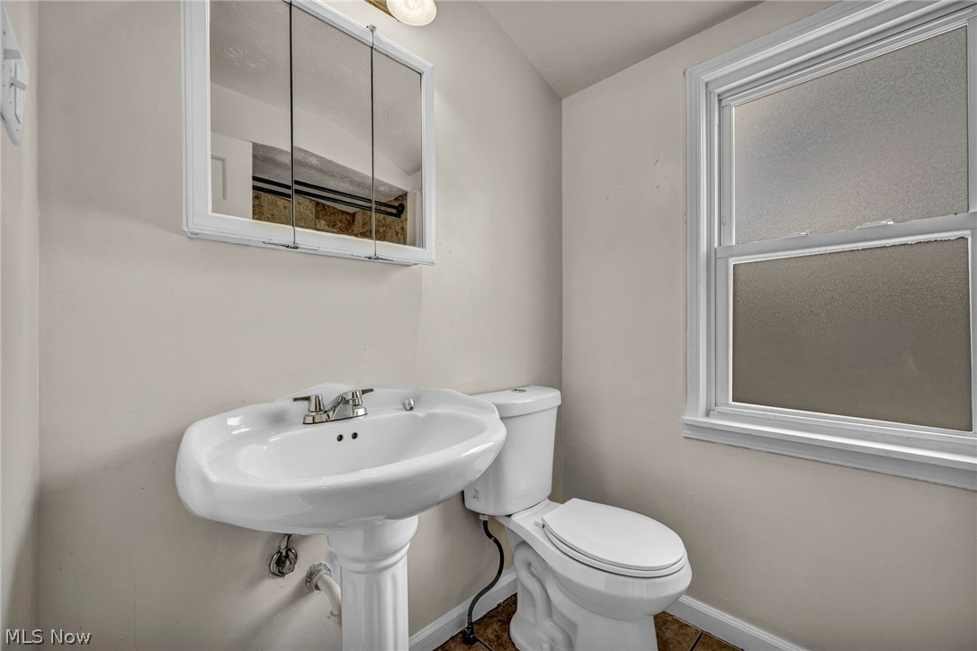 3934 Warrendale Road South Euclid OH 44118