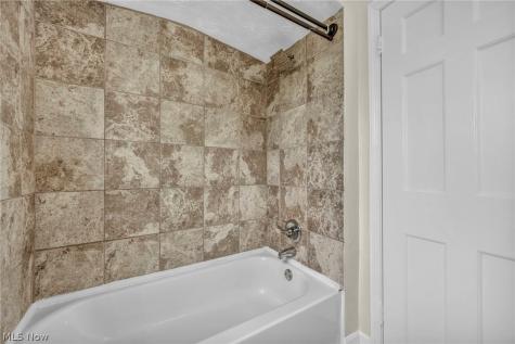 3934 Warrendale Road South Euclid OH 44118