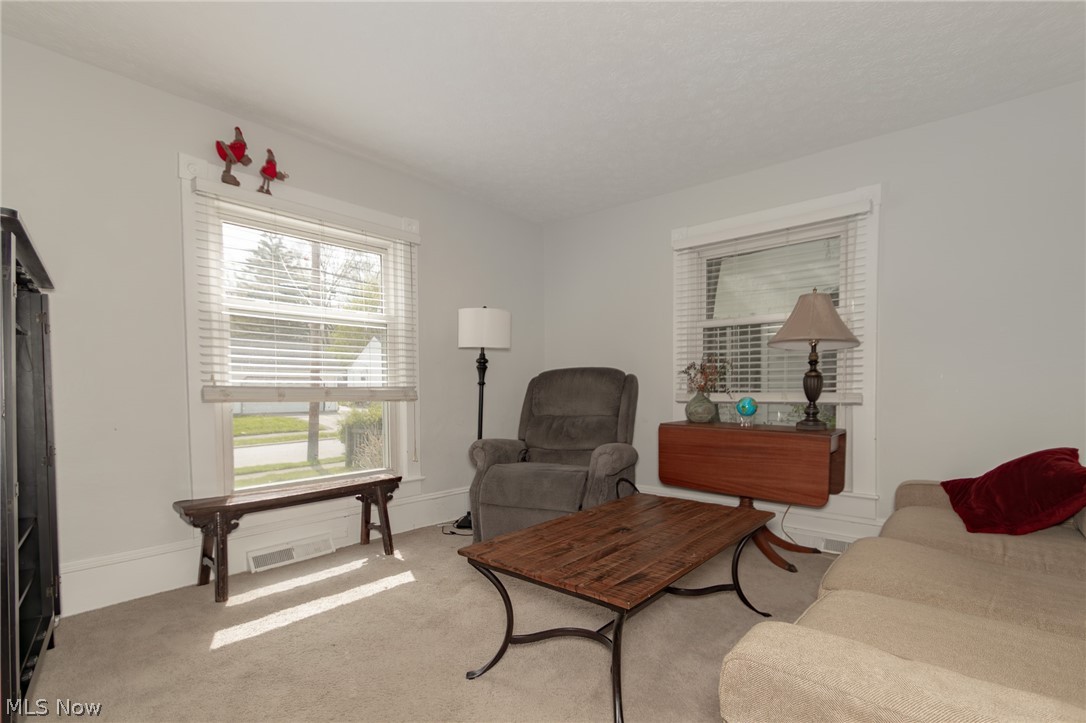 4516 Wood Street Willoughby OH 44094