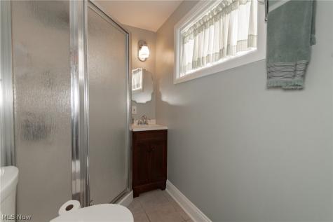 4516 Wood Street Willoughby OH 44094