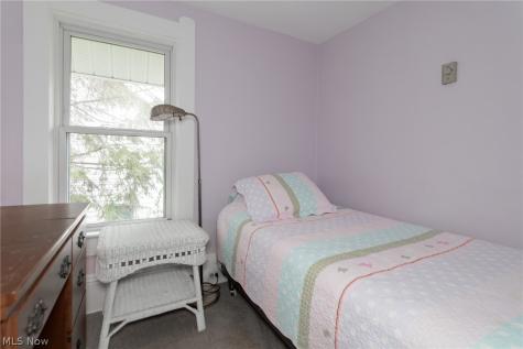 4516 Wood Street Willoughby OH 44094