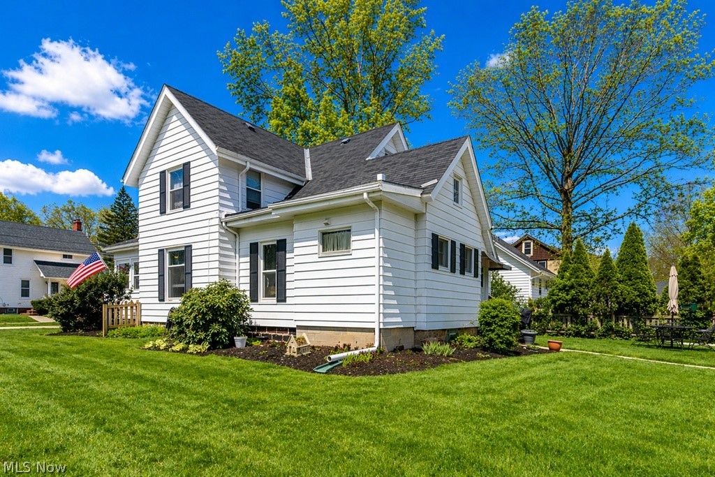 4516 Wood Street Willoughby OH 44094