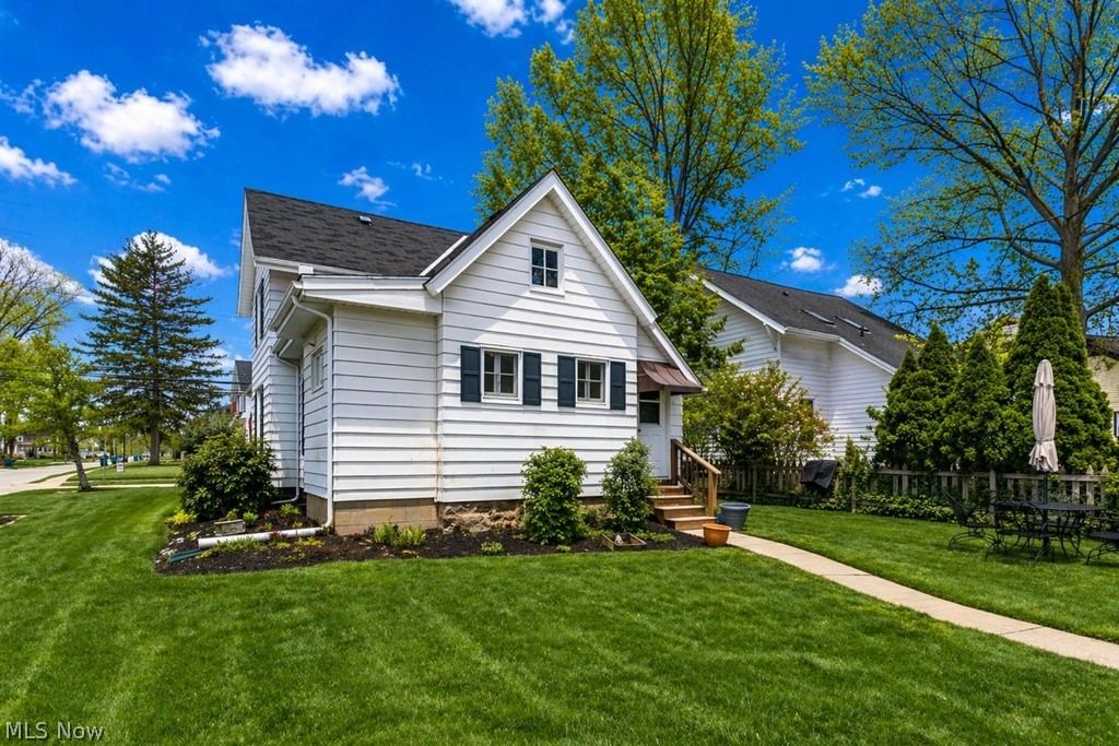 4516 Wood Street Willoughby OH 44094