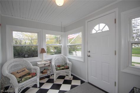 4516 Wood Street Willoughby OH 44094