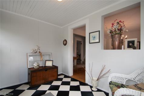 4516 Wood Street Willoughby OH 44094