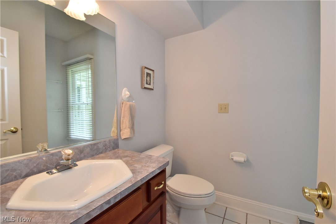495 North Street Chagrin Falls OH 44022