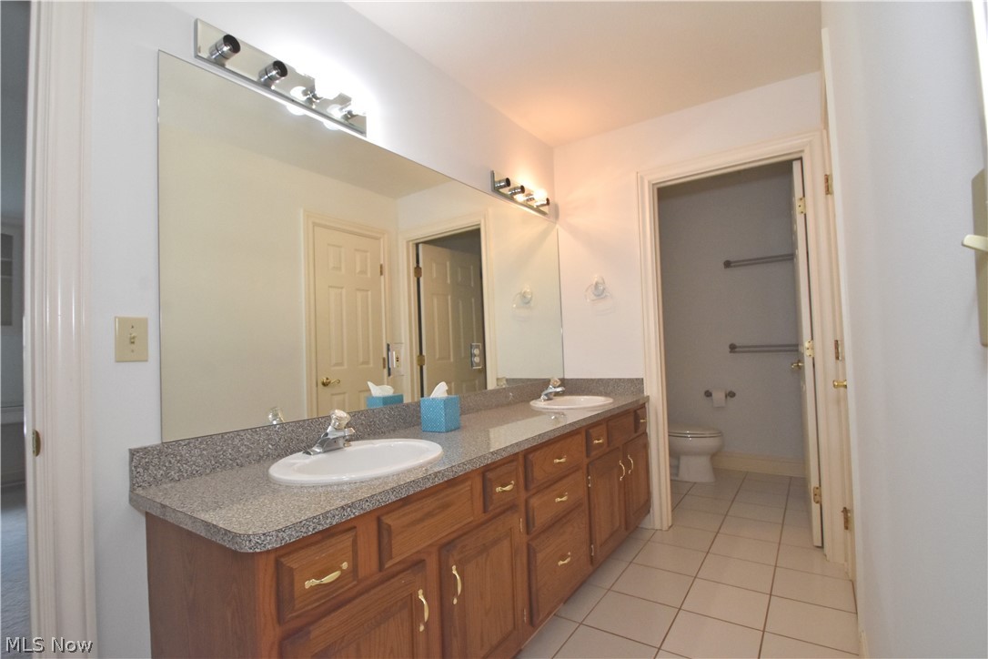 495 North Street Chagrin Falls OH 44022