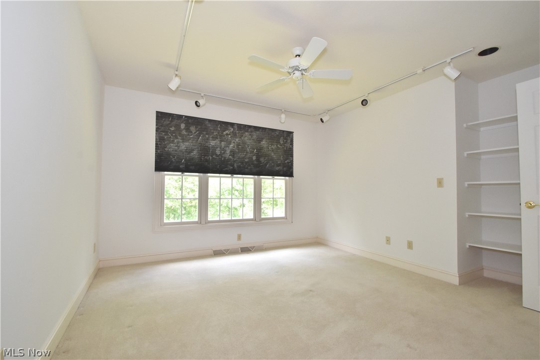 495 North Street Chagrin Falls OH 44022