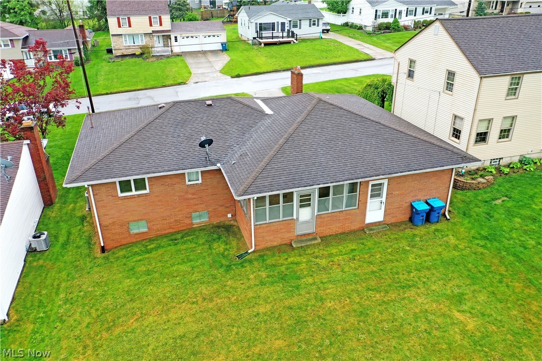 499 W Harvey Street Struthers OH 44471