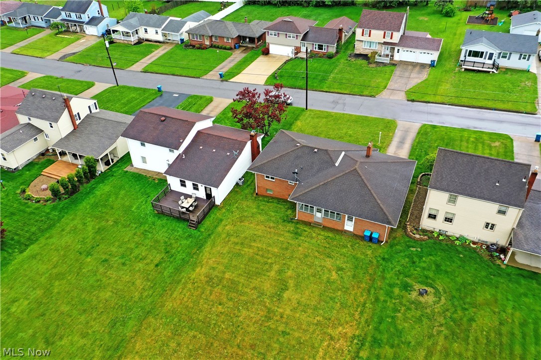 499 W Harvey Street Struthers OH 44471