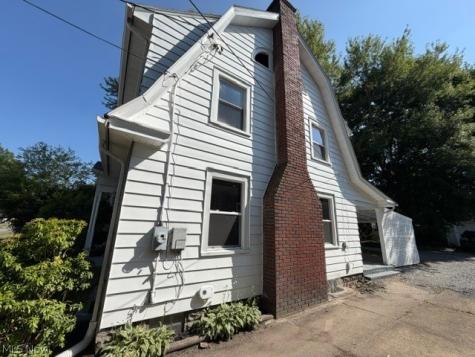 726 N Main Street Niles OH 44446
