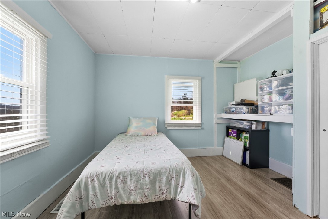 110 Dewey Avenue Freeport OH 43973