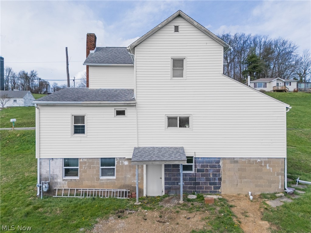 110 Dewey Avenue Freeport OH 43973