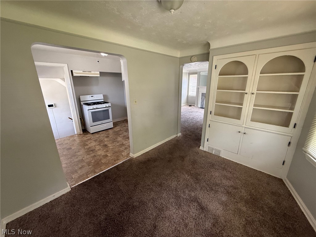 411 E 264th Street Euclid OH 44132