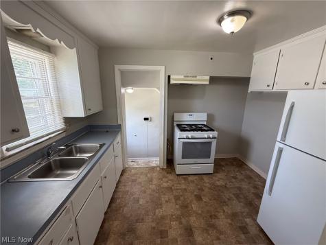 411 E 264th Street Euclid OH 44132