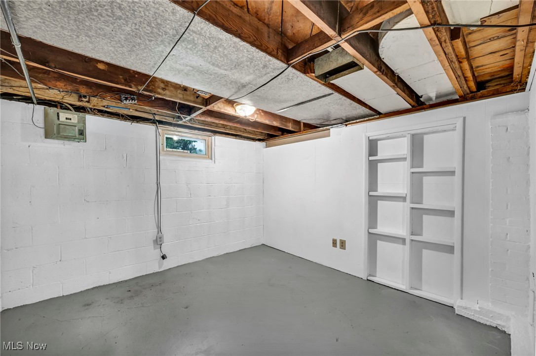 6959 Mill Road Brecksville OH 44141