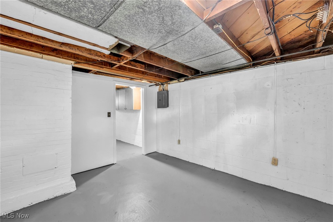 6959 Mill Road Brecksville OH 44141