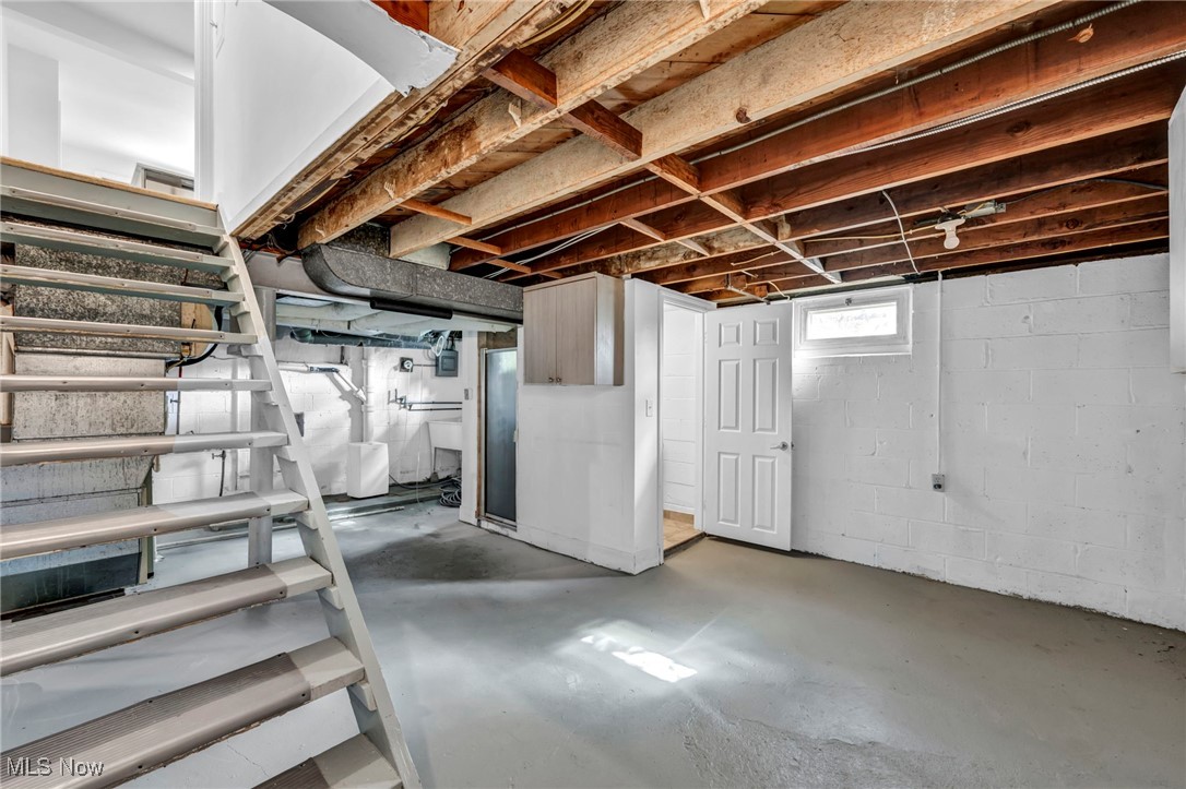 6959 Mill Road Brecksville OH 44141