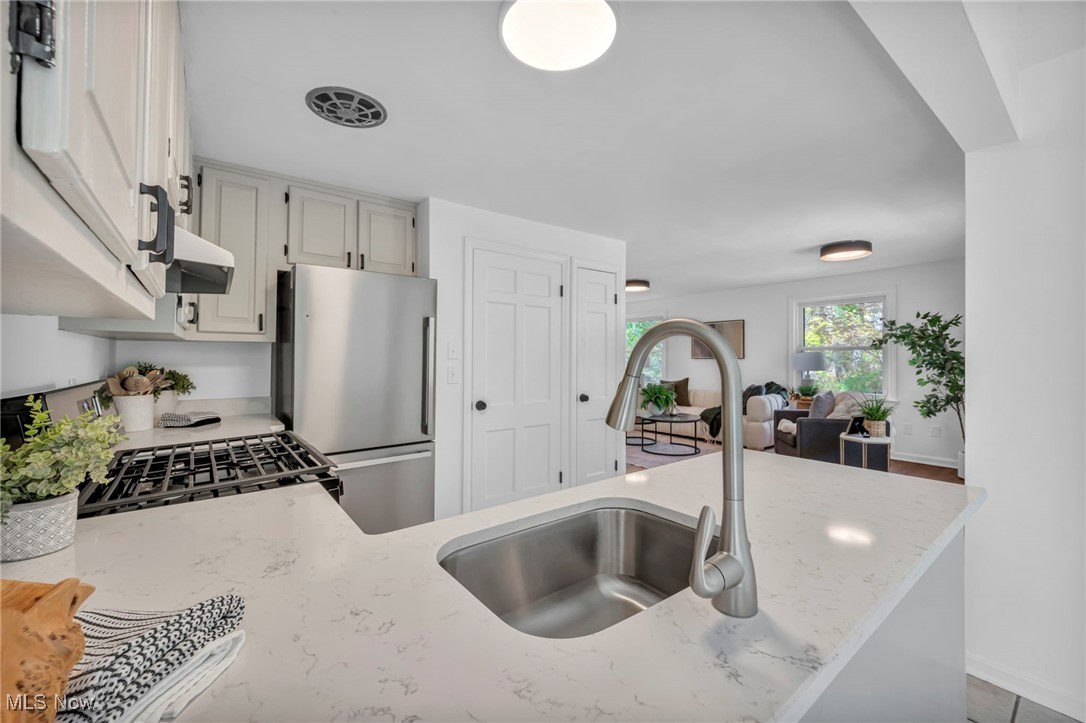 6959 Mill Road Brecksville OH 44141