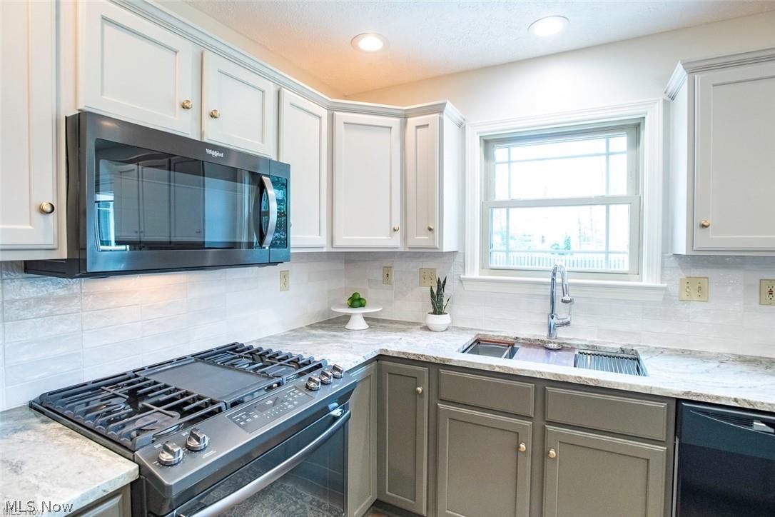 1089 Oak Street Medina OH 44256