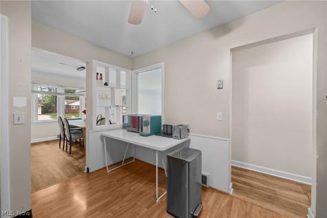 23235 Mildred Avenue North Olmsted OH 44070