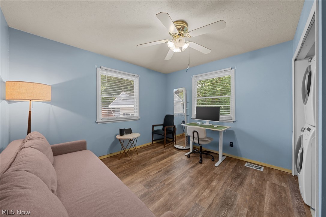 23235 Mildred Avenue North Olmsted OH 44070