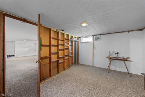 23235 Mildred Avenue North Olmsted OH 44070