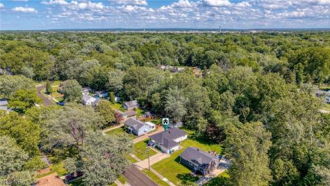 23235 Mildred Avenue North Olmsted OH 44070