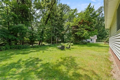 23235 Mildred Avenue North Olmsted OH 44070