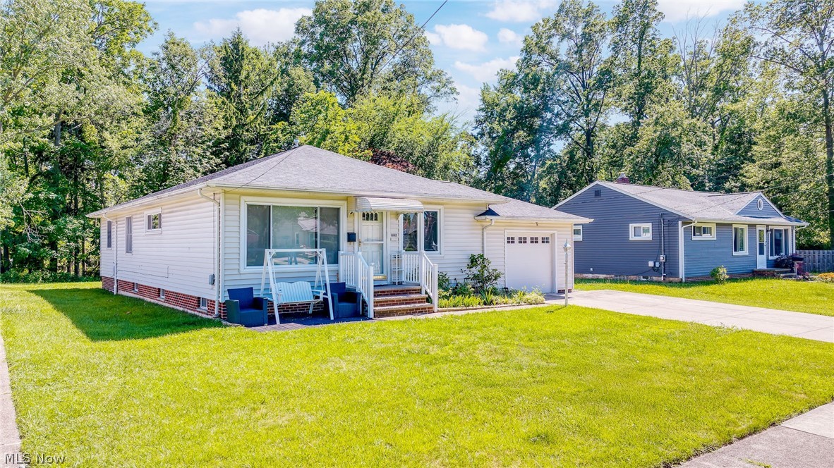 23235 Mildred Avenue North Olmsted OH 44070