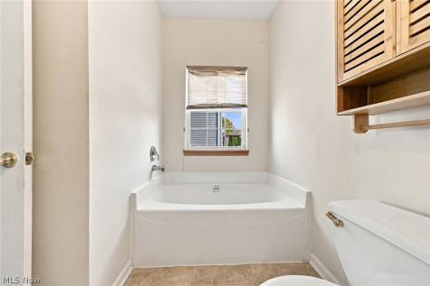 5374 Grovewood Lane Medina OH 44256