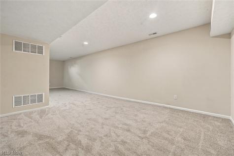 5374 Grovewood Lane Medina OH 44256
