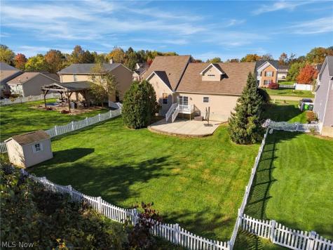 5374 Grovewood Lane Medina OH 44256